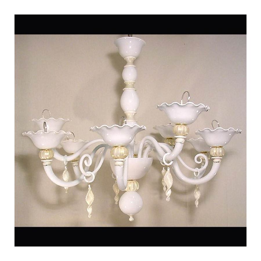 Perles blanches - Lustre blanc 6 lumières avec détails en or blanc, en verre de Murano.